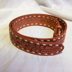 Justin Hand Tooled Top Grain Cowhide Leather Belt 32 in